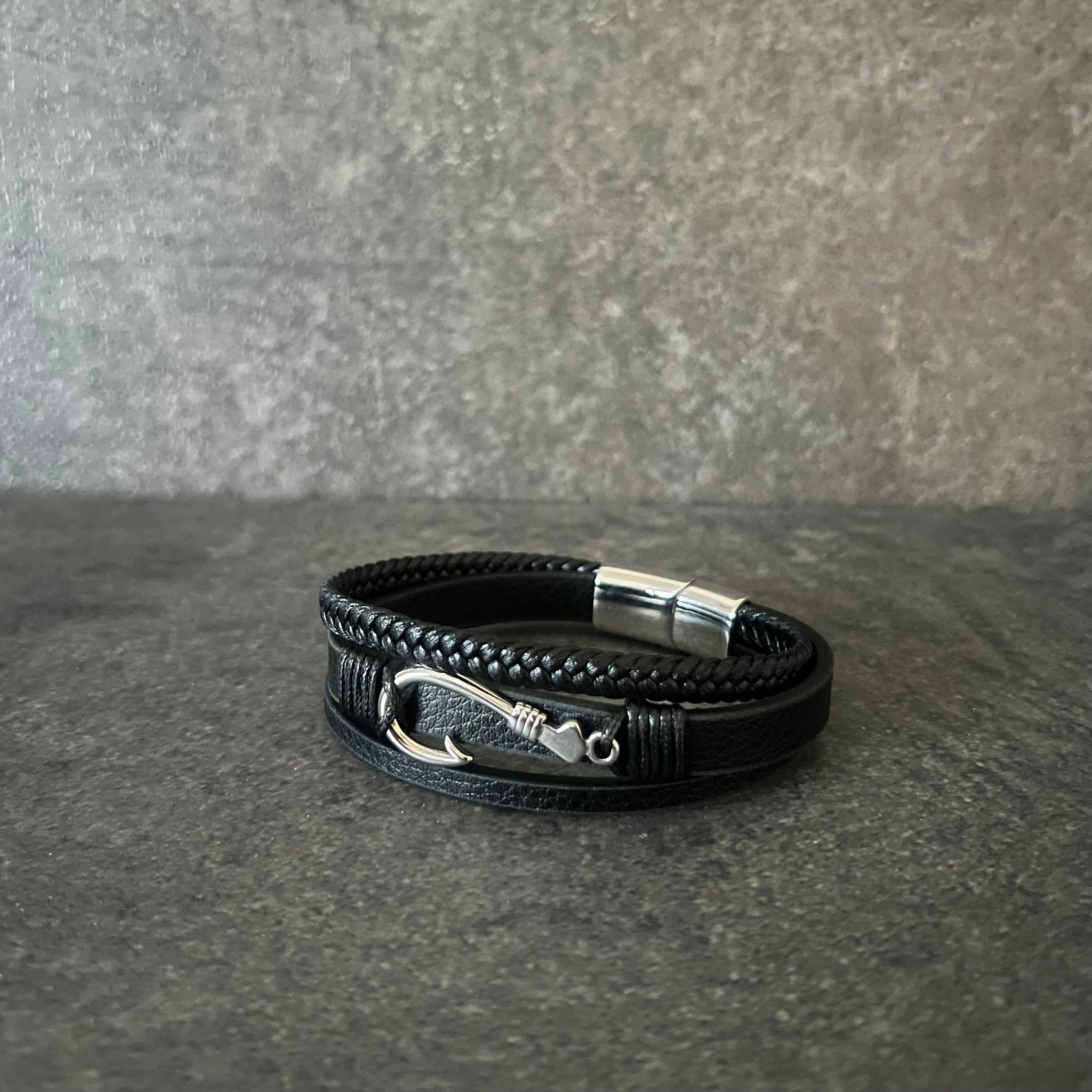 Stainless Steel Bracelets For Men Jewelry Black Color Fashion With Magnetic Buckle, Hook, Anchor, Compass 8-Inch Chain