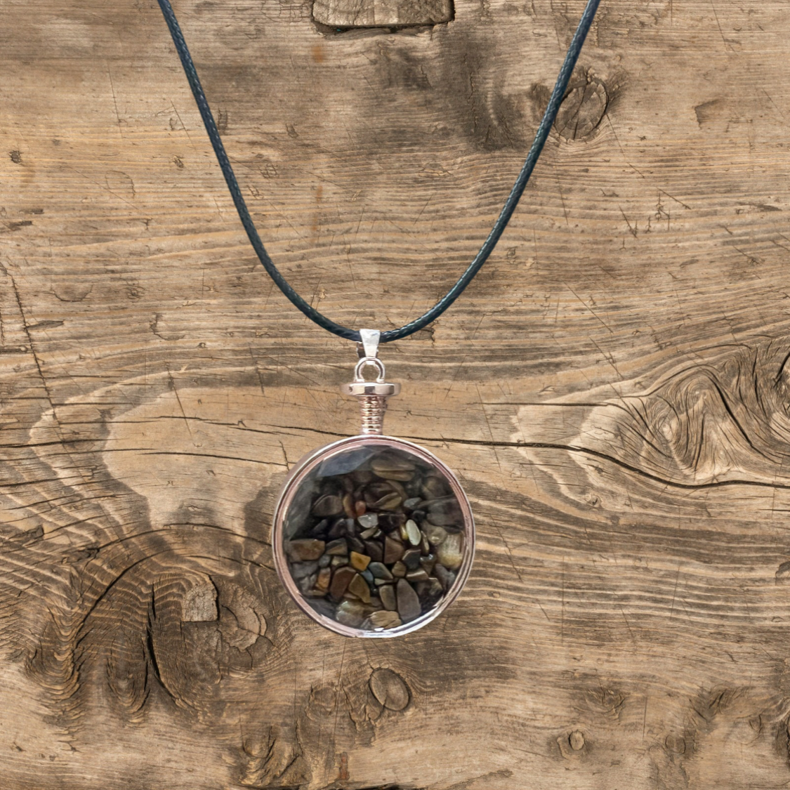 Natural Amethyst, Blue Turquoise, Obsidian, Clear Quartz, Tiger Eye, Lapis Lazuli, Round Wishing Bottle Crystal Pendant Necklace Jewelry for Healing & Style
