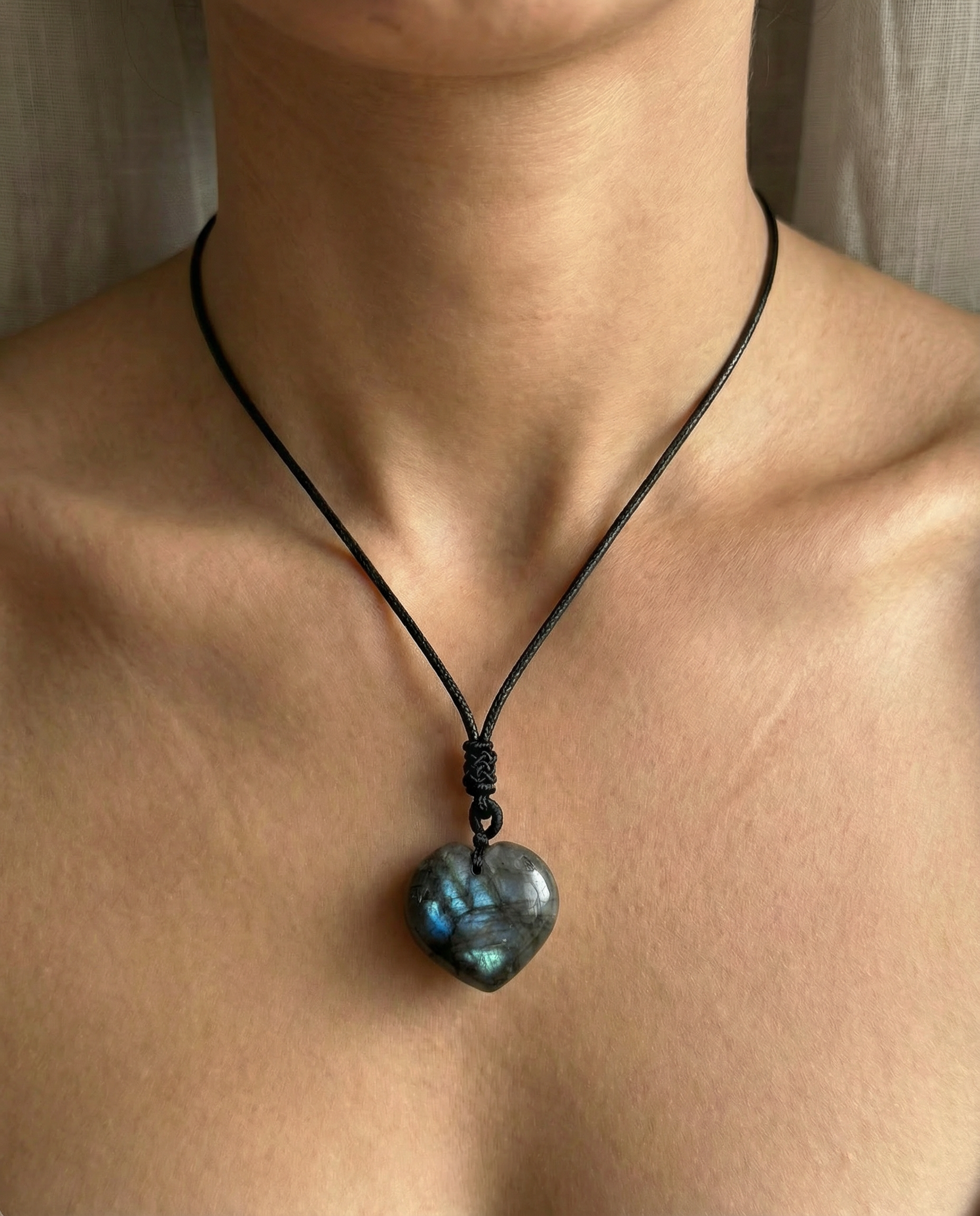 Mystical Labradorite Heart Pendant – A Gem of Transformation and Inner Wisdom