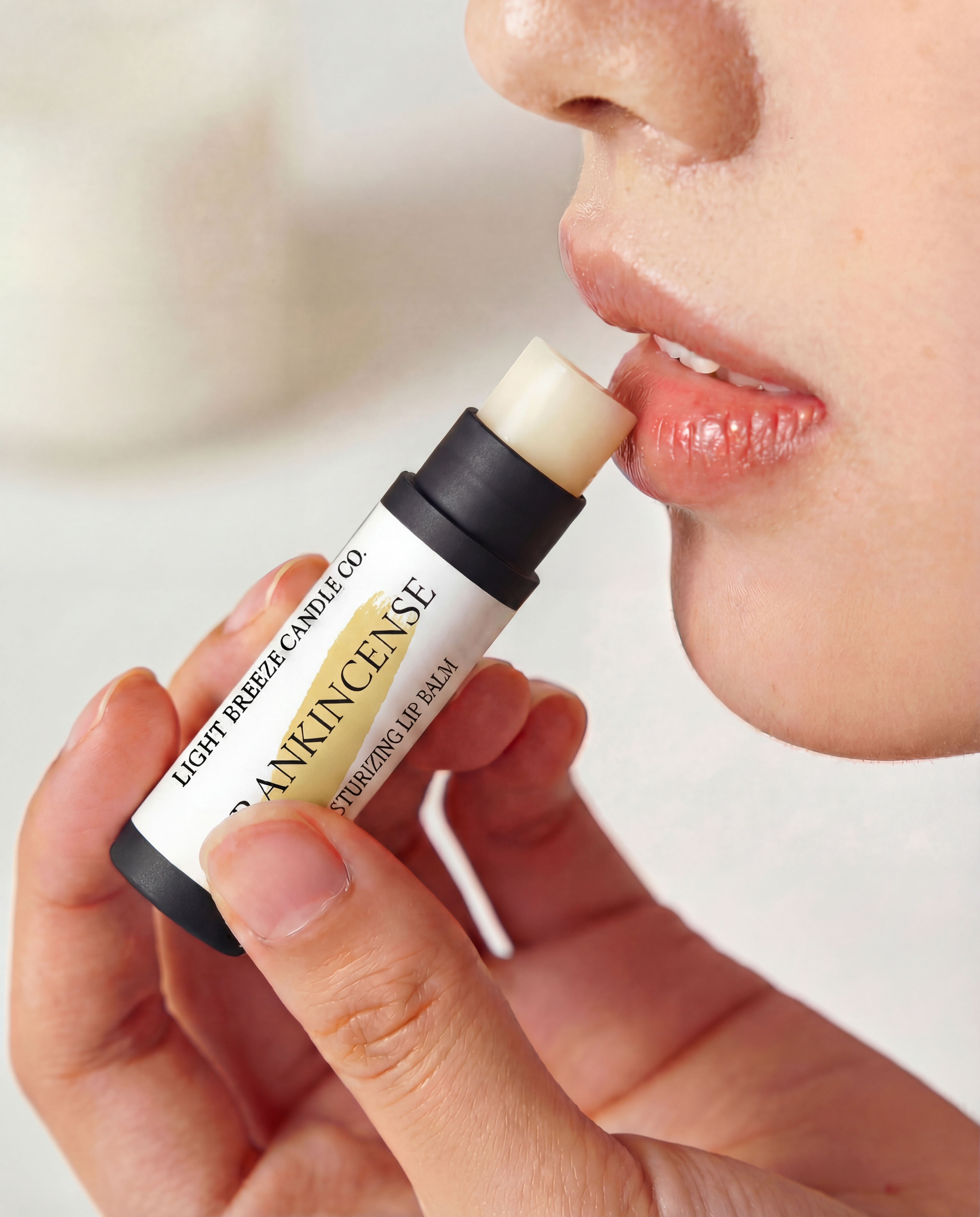 Frankincense Essential Oil Lip Balm Natural Moisturizing Lip Care with Shea Butter & Beeswax