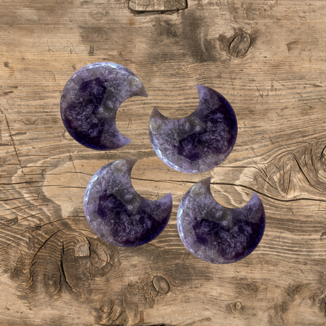 Healing Stones Hand Carved Dream Amethyst Moon (4-5cm)