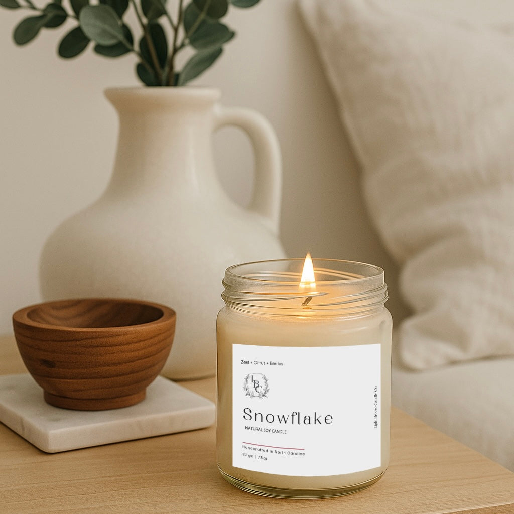 Snowflake Candle - Zesty Citrus & Berry Delight for a Festive Christmas