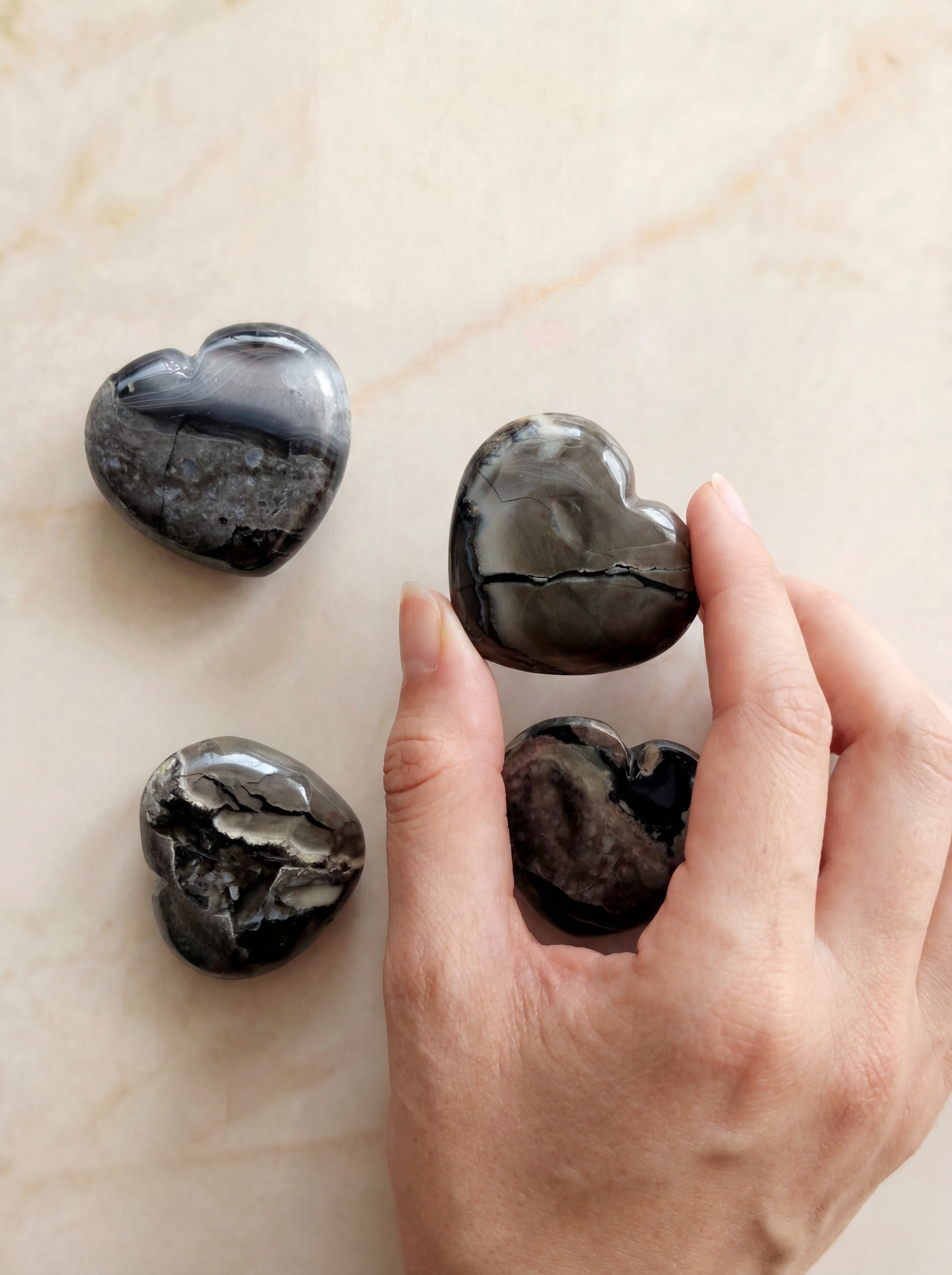 Healing Natural Meditation Volcan Agate Heart Carvings